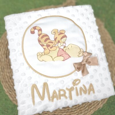 Mantita personalizada Winnie the Pooh