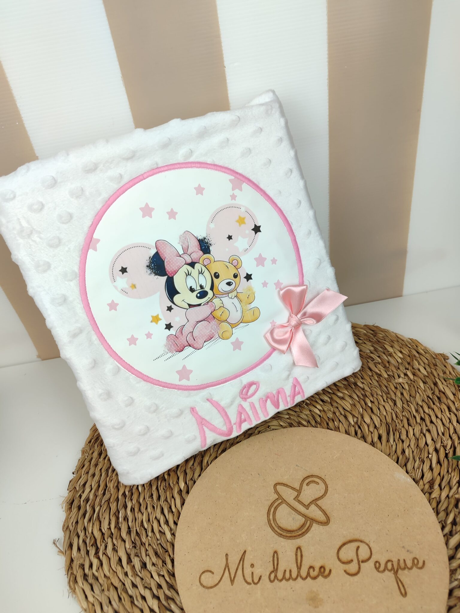 Manta personalizada Minnie & Osito