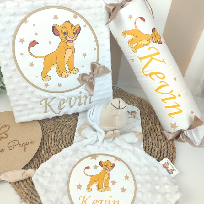 Pack Manta, Cojín y DouDou Rey León