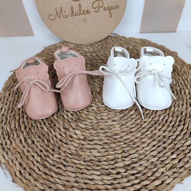 Zapatito modelo Primeros pasitos (sin suela)