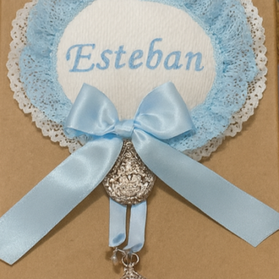 Medallón Personalizado Virgen del Rocío y llamador de Ángel