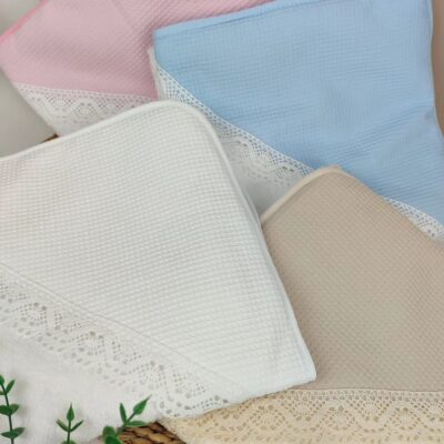 Capas de baño Modelo Encaje